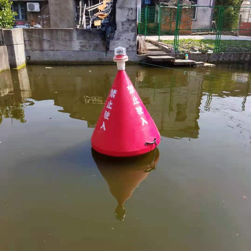 玻璃钢浮标：水上安全的守护者